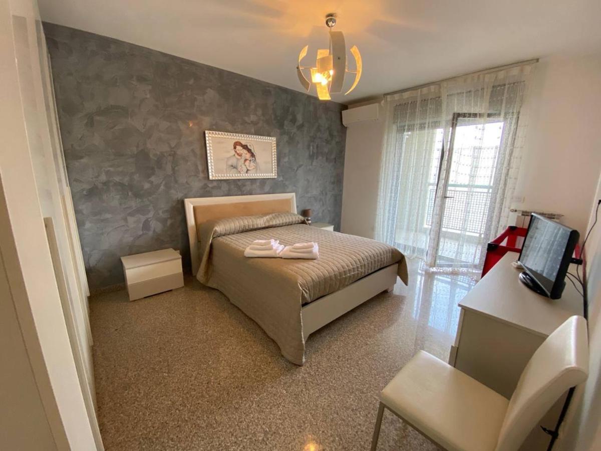 Fronte Mare By Apulia Accommodation باري المظهر الخارجي الصورة